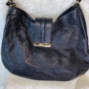 Vintage Gucci 🖤 Script Plate w GG Black Bag